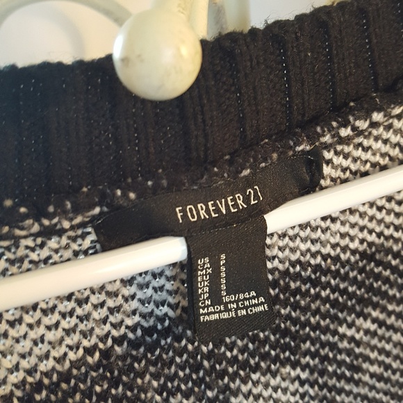 Chunky Printed Cardigan - Picture 4 of 5